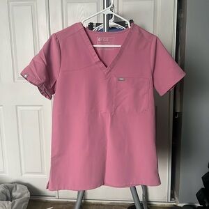women's Chalk Pink Catarina Scrub top